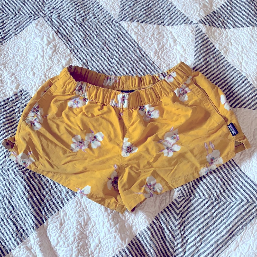 Patagonia barely baggies 2.5”